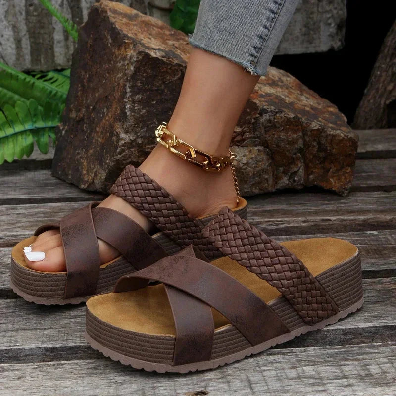 Larissa - Stylish Orthopedic Sandals