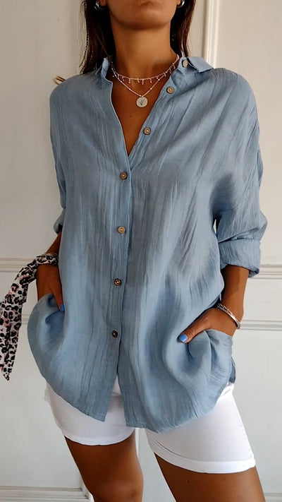 Sue - Chic Button-Up Blouse